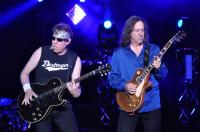 GEORGE THOROGOOD AND THE DESTROYERS