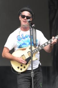 OCEANS CALLING SUNDAY SEA BRIGHT STAGE