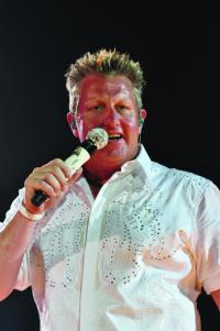 RASCAL FLATTS Sara Evans Easton Corbin