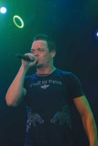3 Doors Down Staind Hinder Concert Reviews Coconut Times Ocmd