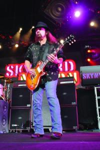 Lynyrd Skynyrd / Kid Rock