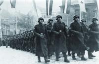 Red Army Recaptures Riga